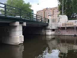 Leidsebrug 4
